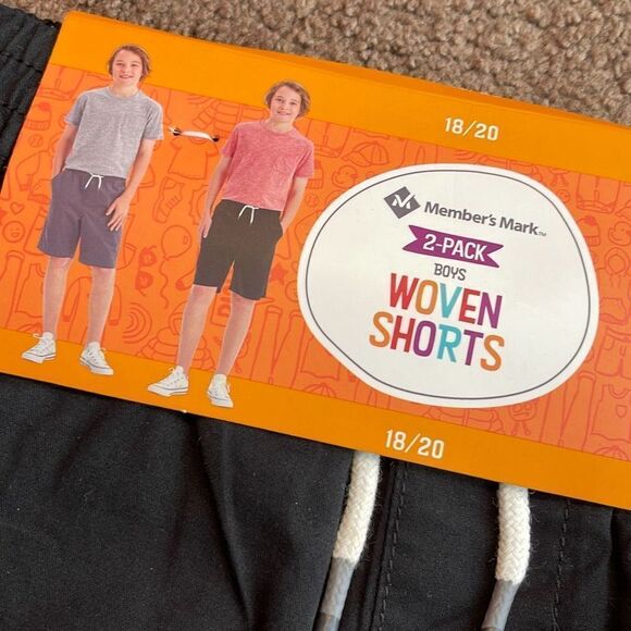 Member's Mark Boys 2-Pack Elastic Waist Woven Shorts Gray Black Size 18/20 NWT - Picture 3 of 4